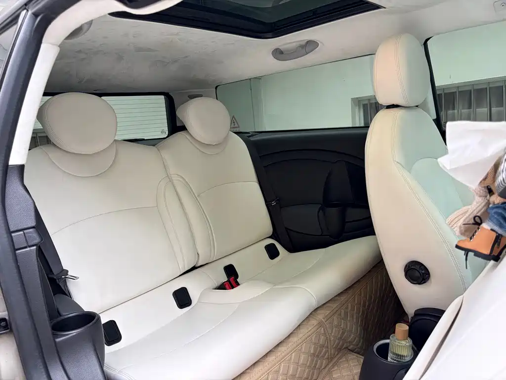 MINI Mini Clubman — миниатюра 10