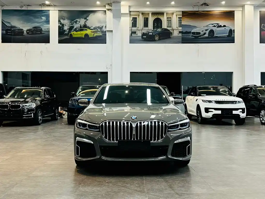 BMW 7 Series — миниатюра 2