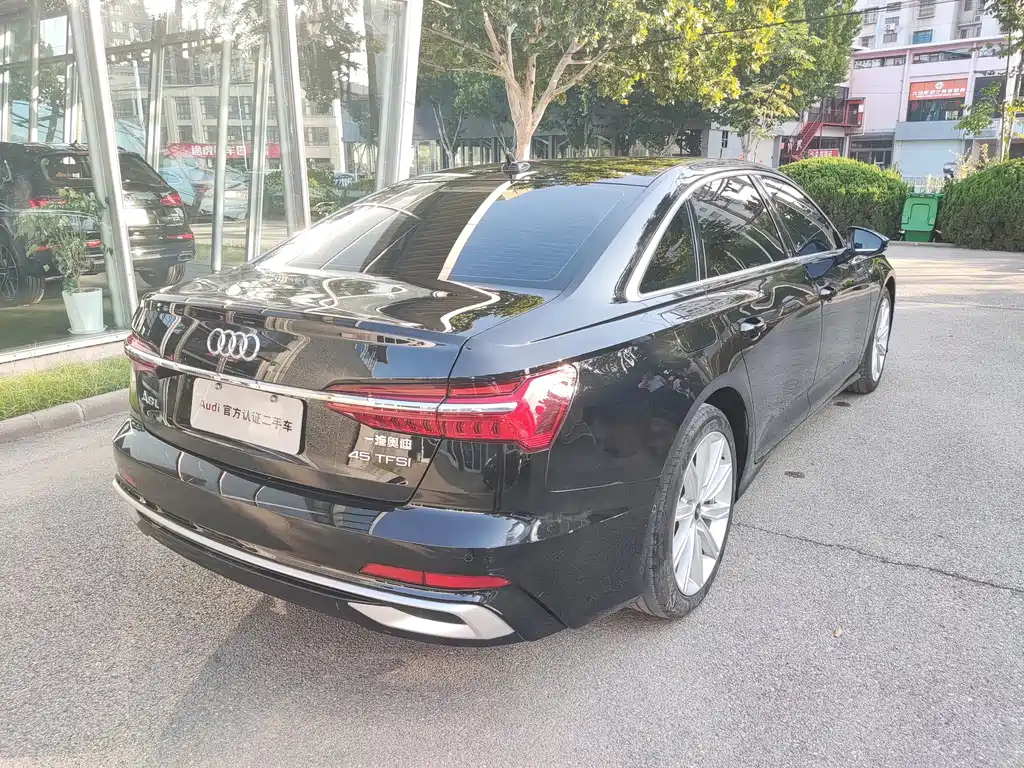 Audi A6L — миниатюра 7