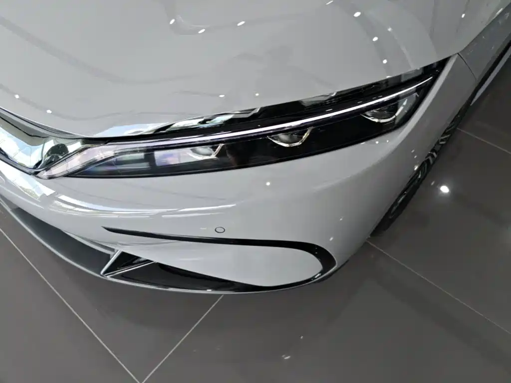 BYD Han — миниатюра 24