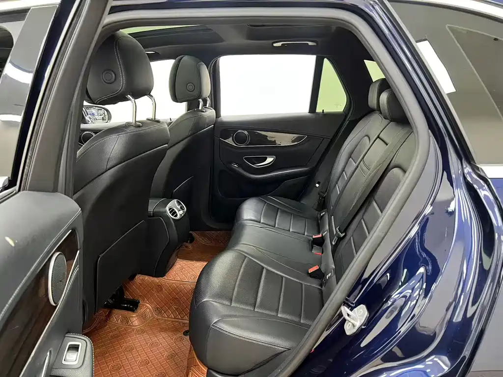 Mercedes-Benz GLC — миниатюра 8