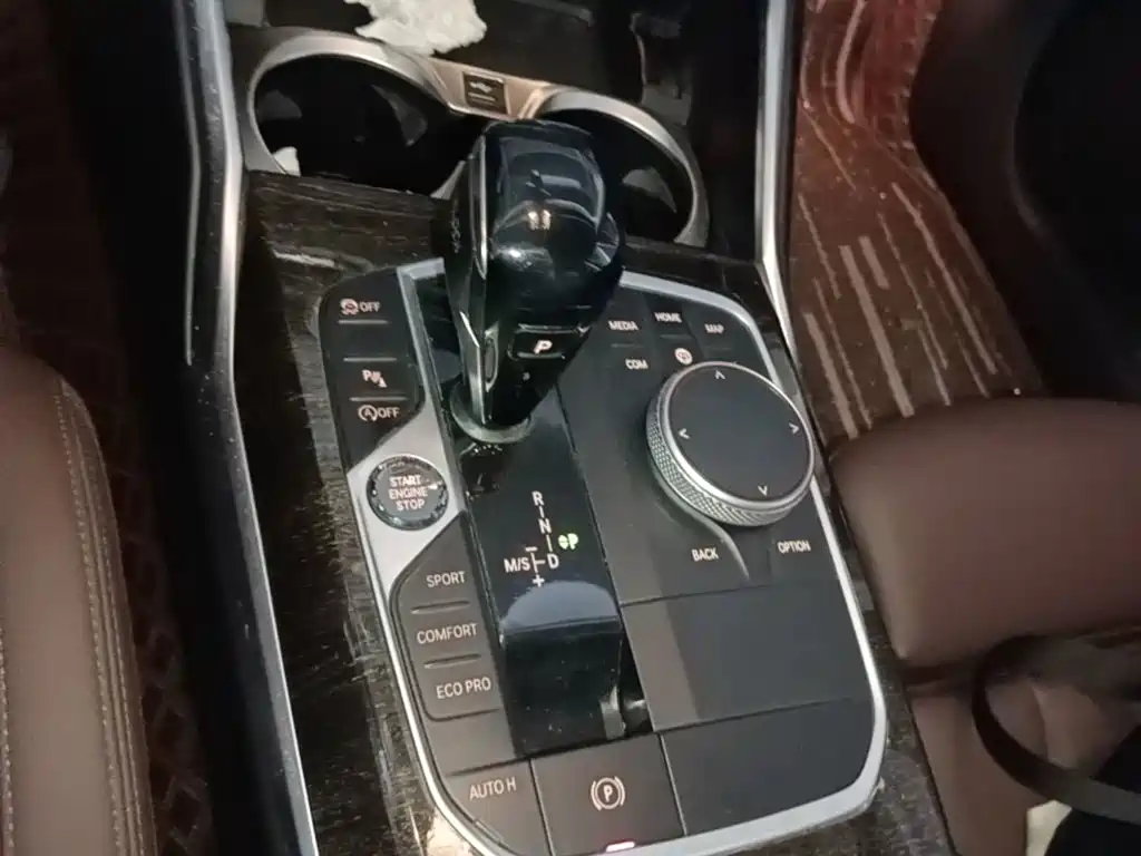 BMW 3 Series — миниатюра 14