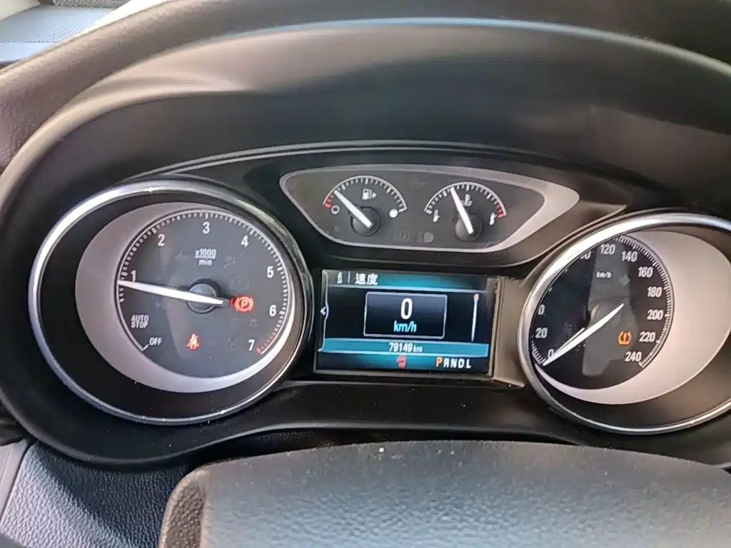 Buick Envision Plus — миниатюра 12
