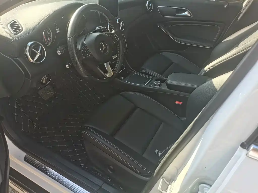 Mercedes-Benz GLA — миниатюра 4