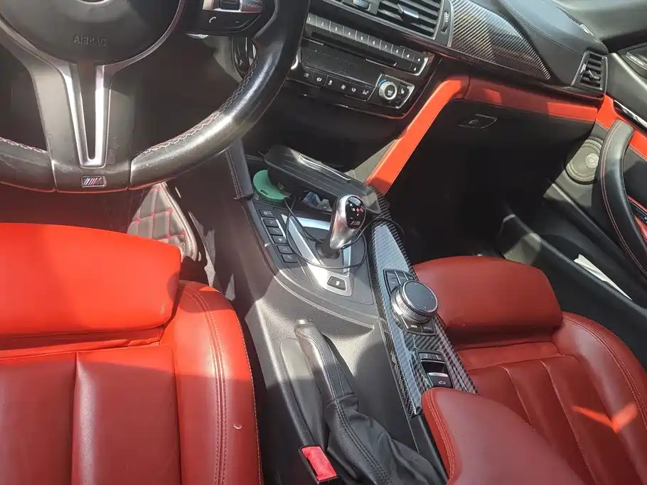 BMW M4 — миниатюра 16