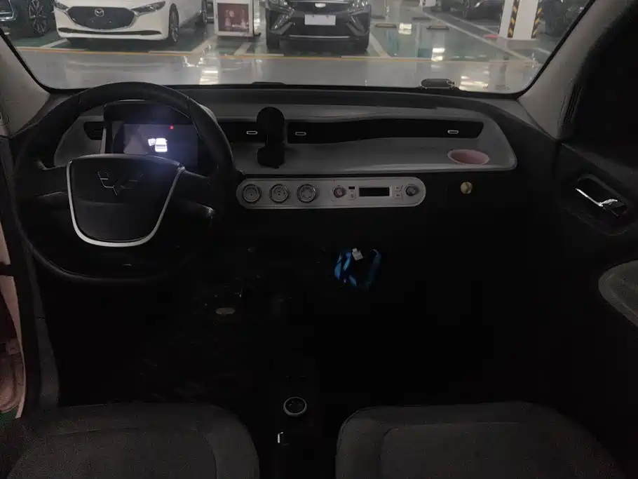 Wuling MINIEV — миниатюра 13