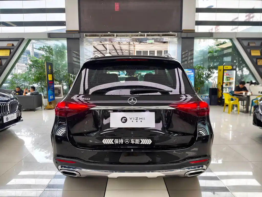Mercedes-Benz GLE (Import) — миниатюра 5