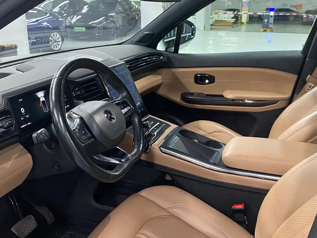 NIO ES6 — миниатюра 6