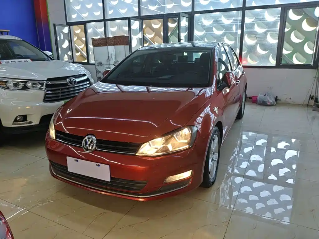 Volkswagen Golf