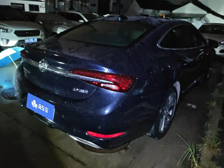 Buick LaCrosse — миниатюра 3