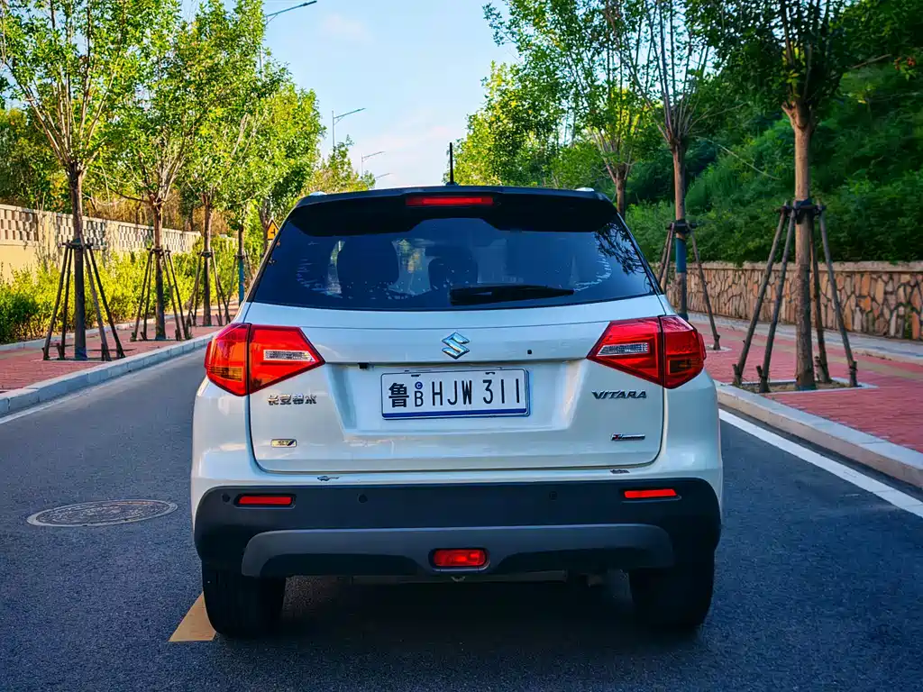 Suzuki Vitara — миниатюра 10