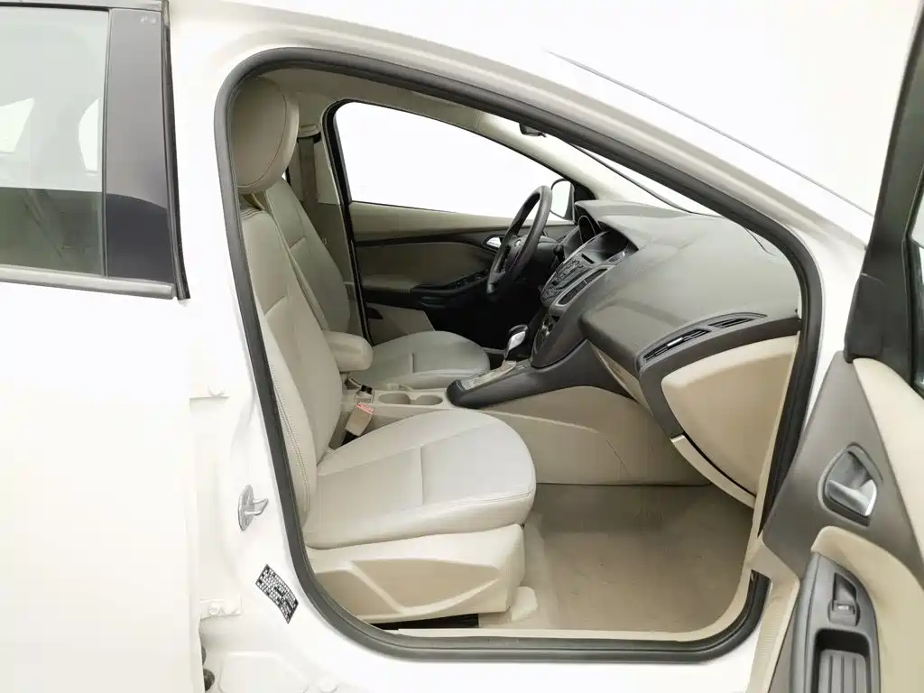 Ford Focus — миниатюра 23