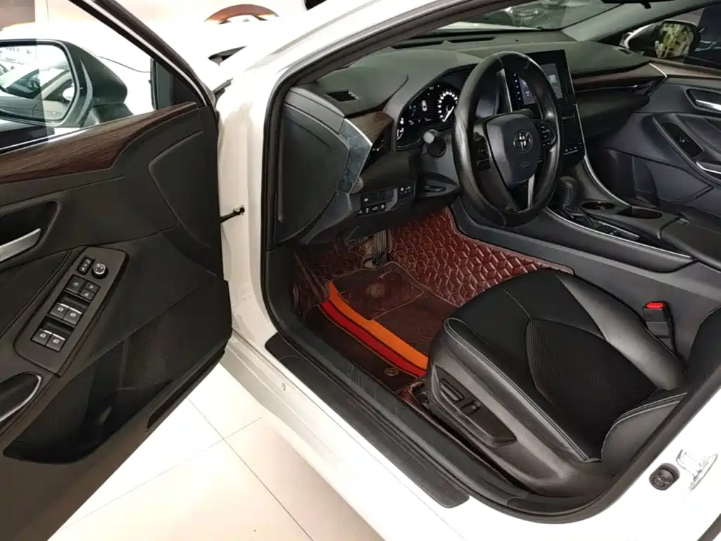 Toyota Avalon — миниатюра 16