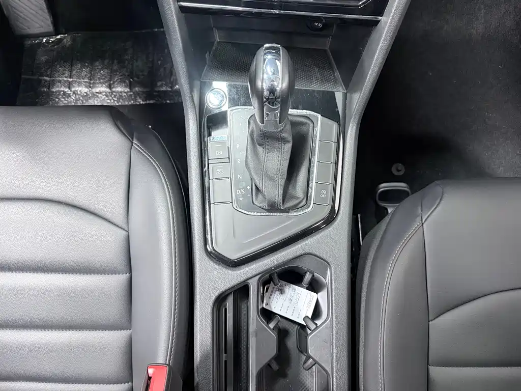 Volkswagen Tharu — миниатюра 15