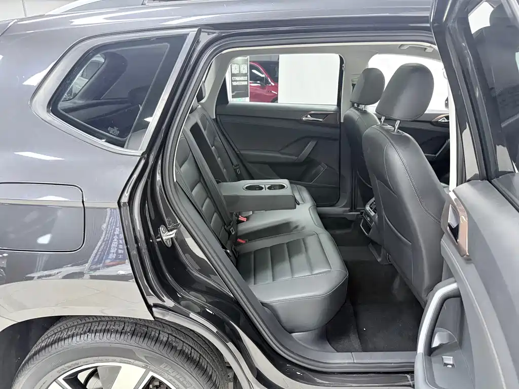 Volkswagen Tharu — миниатюра 11