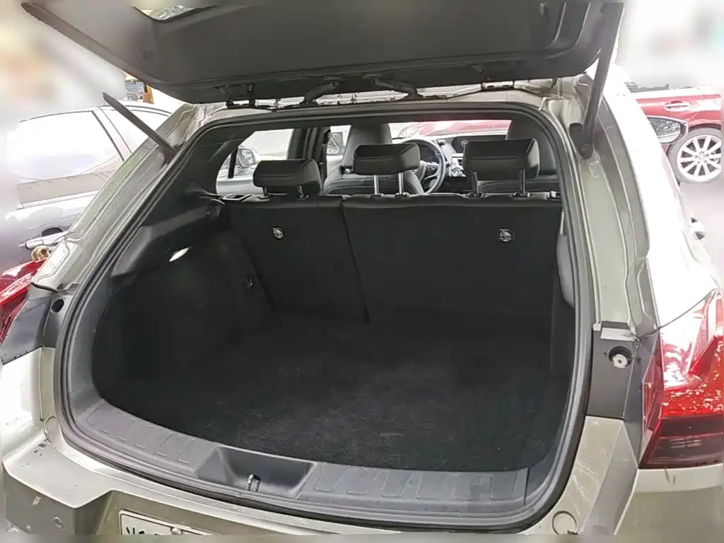 Lexus UX New Energy — миниатюра 24