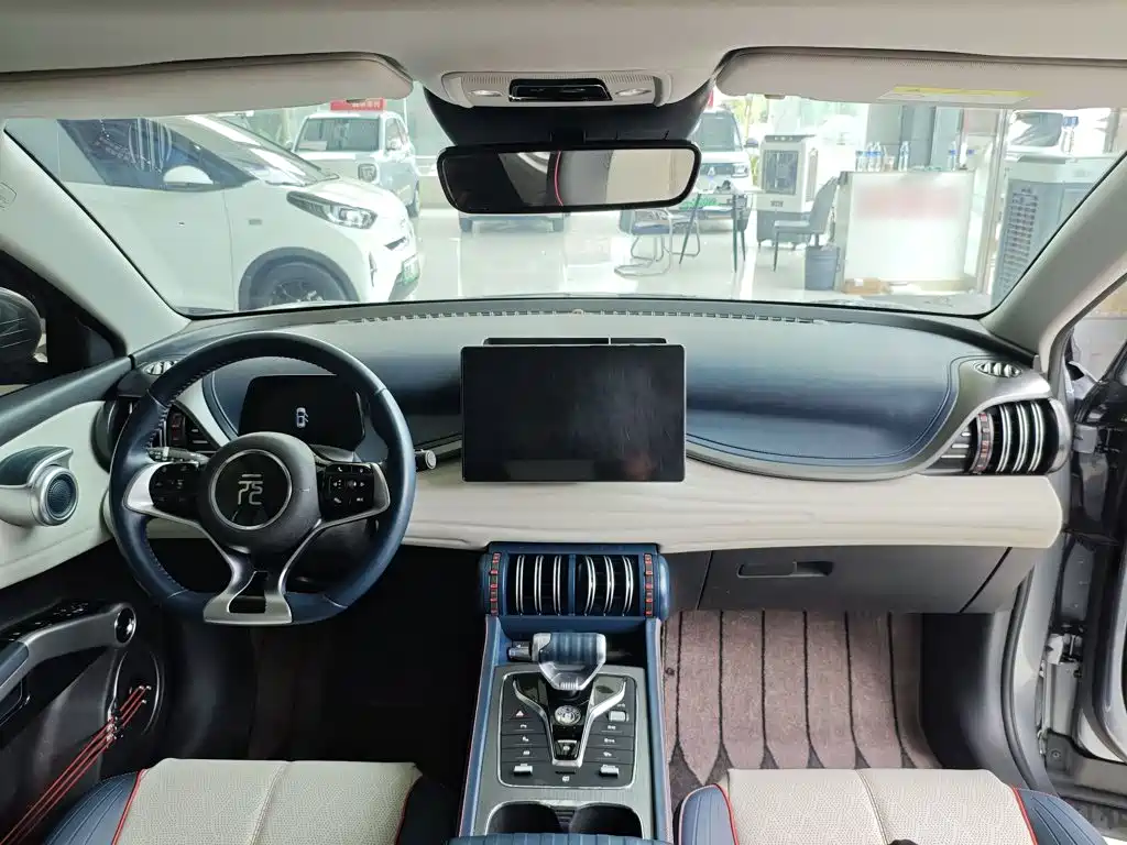 BYD Yuan Plus — миниатюра 10