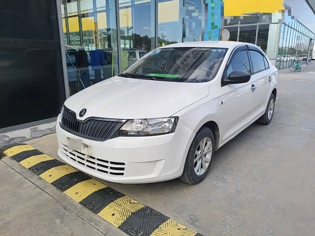 Skoda Rapid — миниатюра 2