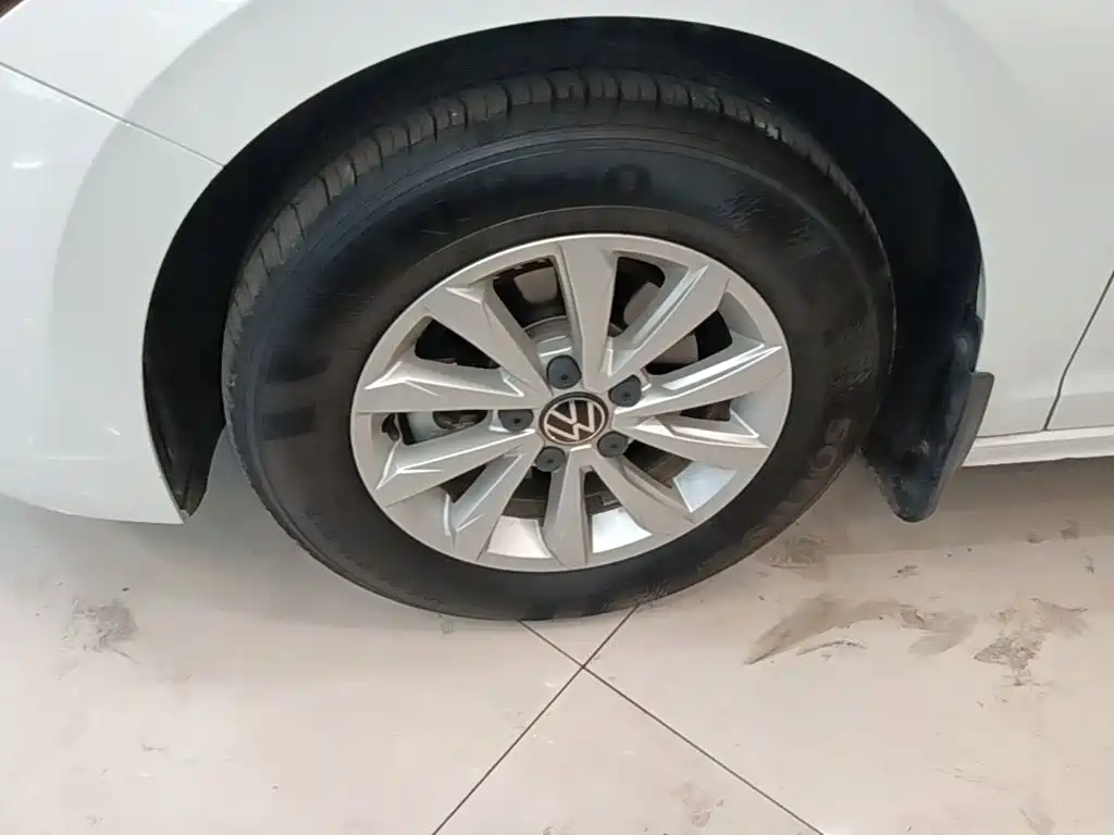 Volkswagen Bora — миниатюра 23