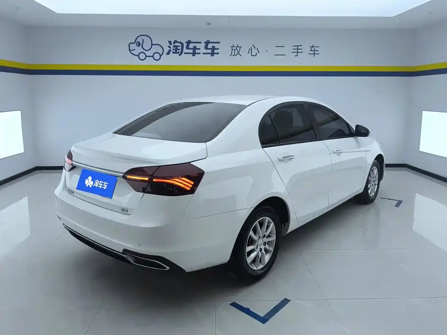 Geely Emgrand — миниатюра 3