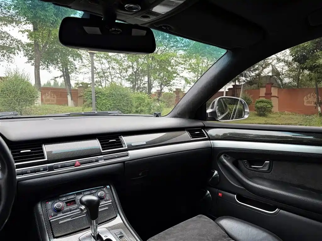 Audi S8 — миниатюра 22