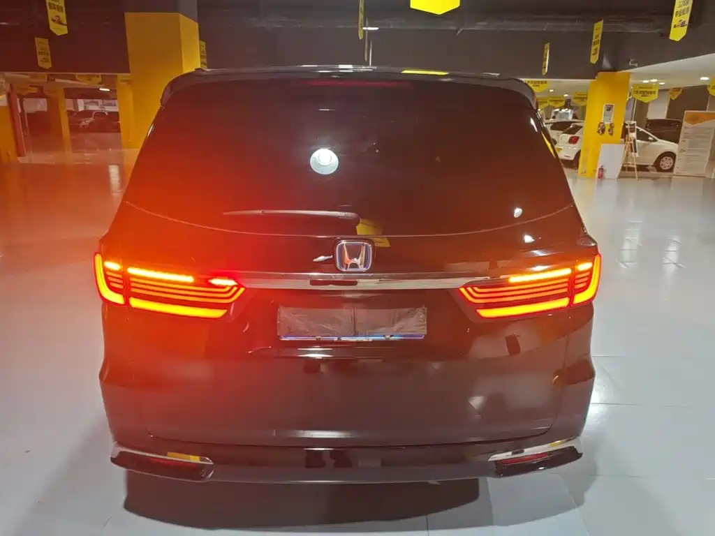 Honda Odyssey — миниатюра 6
