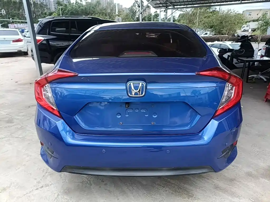Honda Civic — миниатюра 6