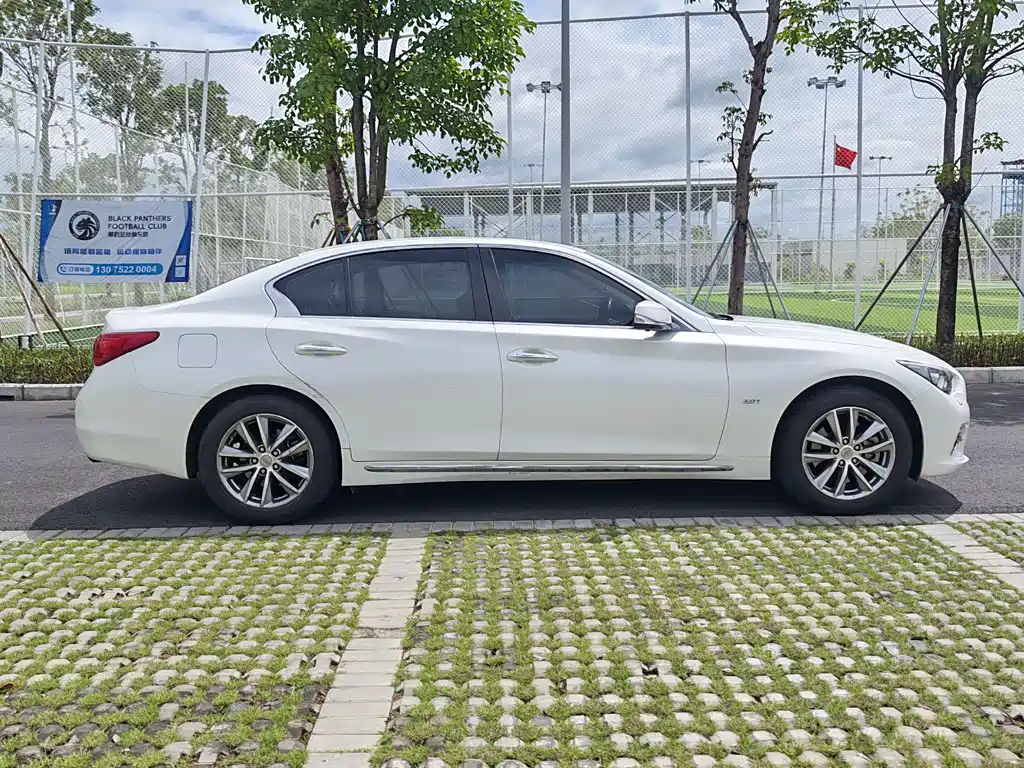 Infiniti Q50L — миниатюра 10