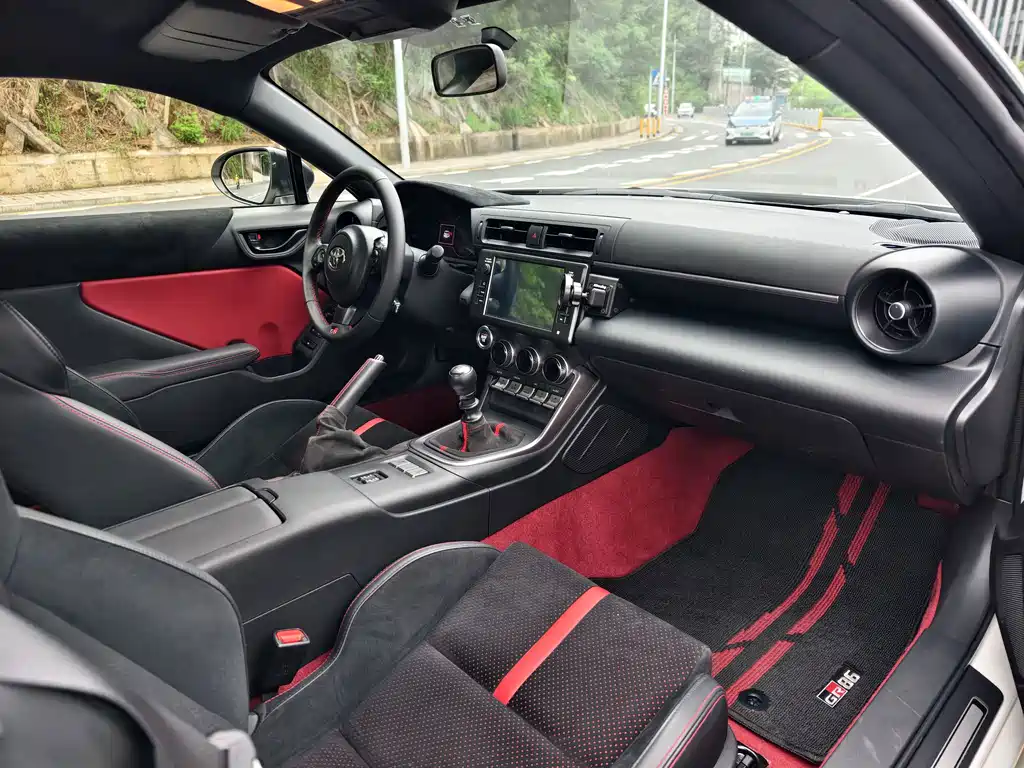 Toyota 86 — миниатюра 9