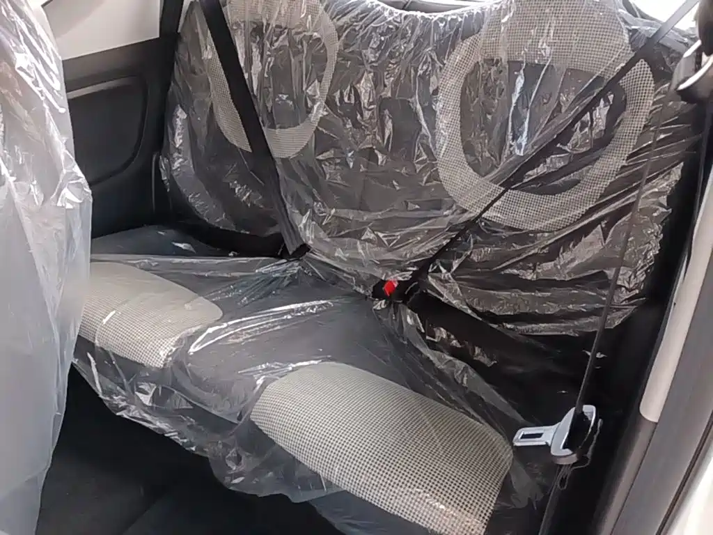 Wuling MINIEV — миниатюра 13