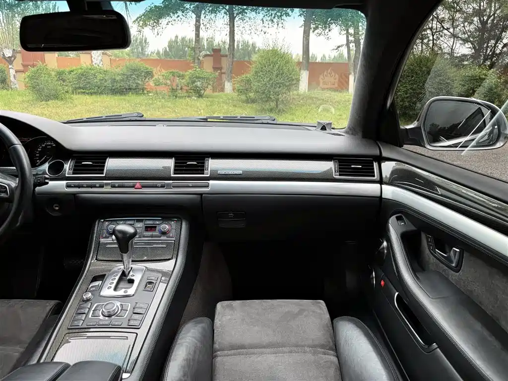 Audi S8 — миниатюра 17