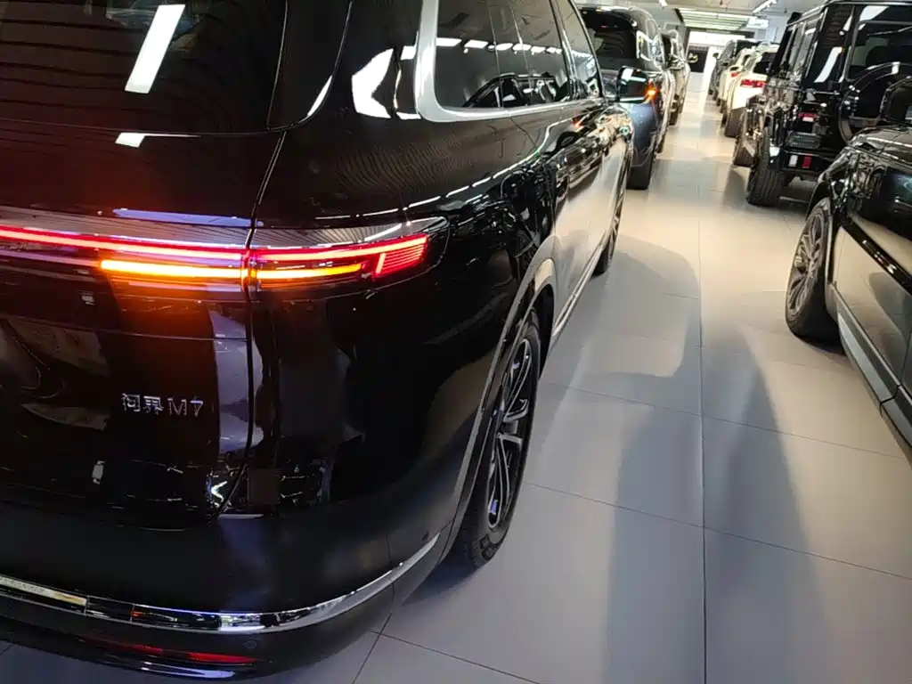 AITO AITO M7 — миниатюра 8