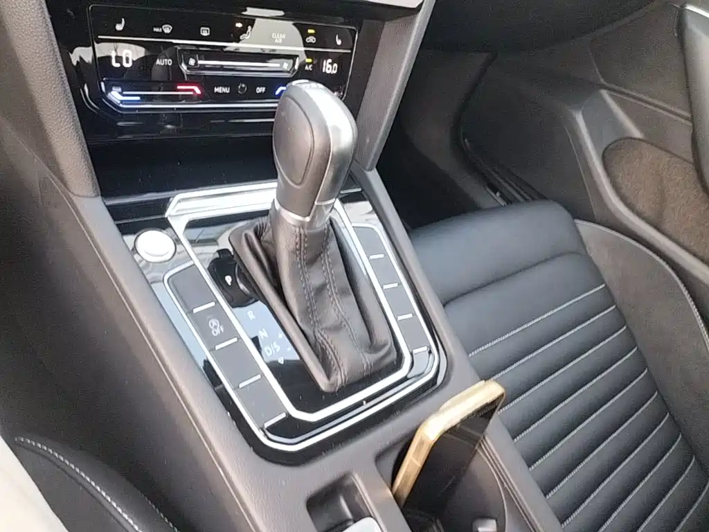 Volkswagen Magotan — миниатюра 14