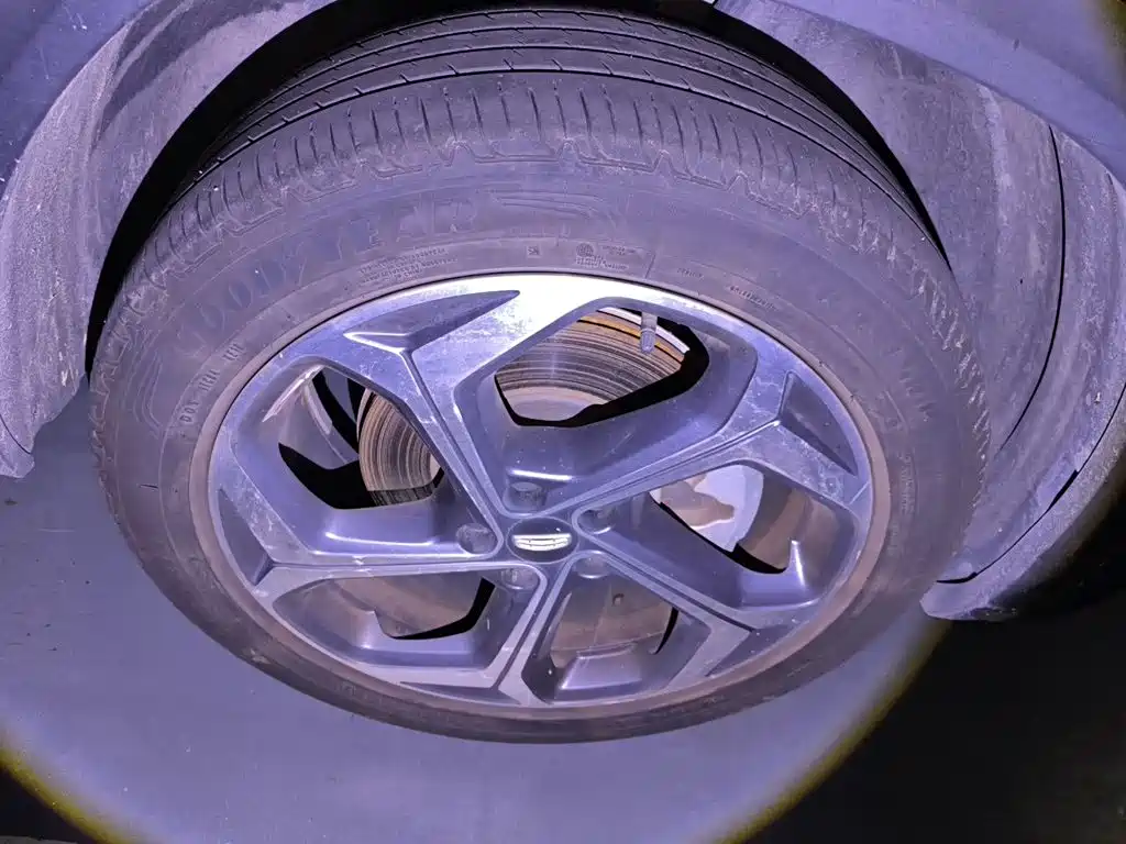 Geely Xingyue L — миниатюра 22