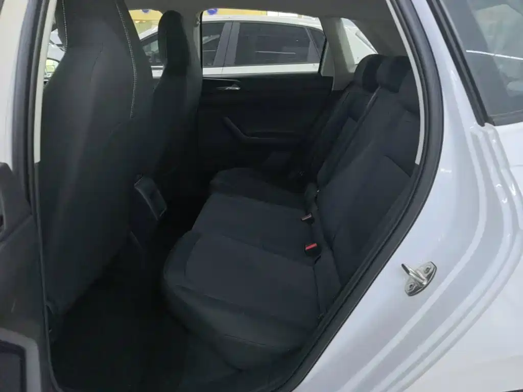 Volkswagen Polo — миниатюра 17