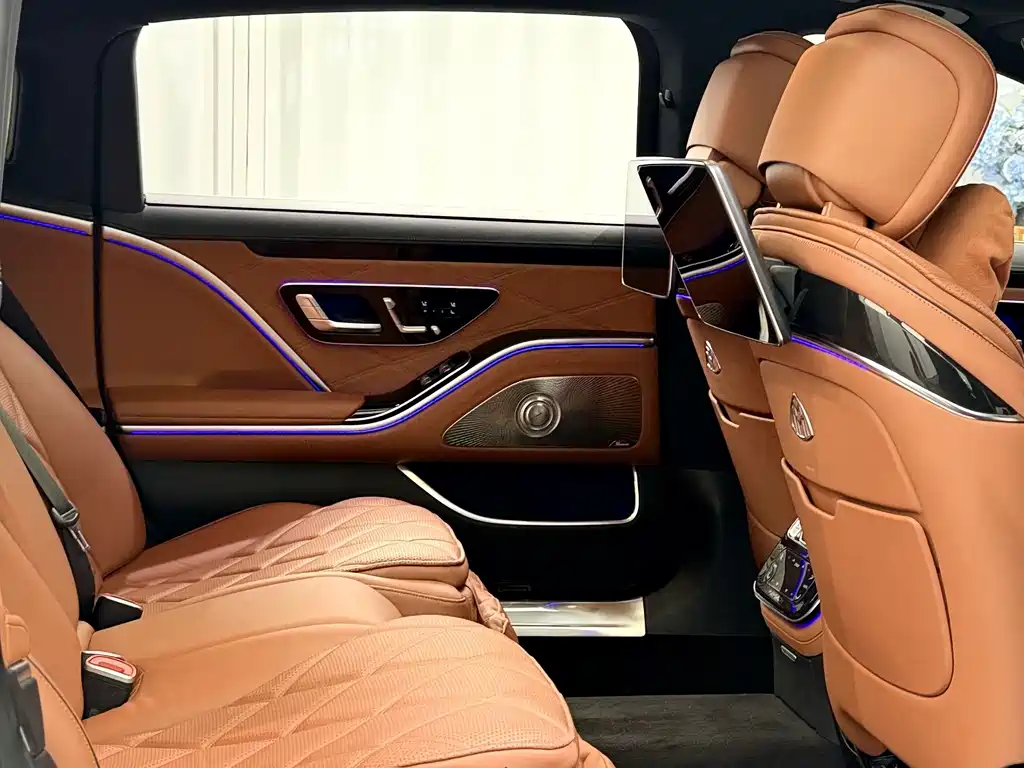Mercedes-Benz S-Class — миниатюра 8