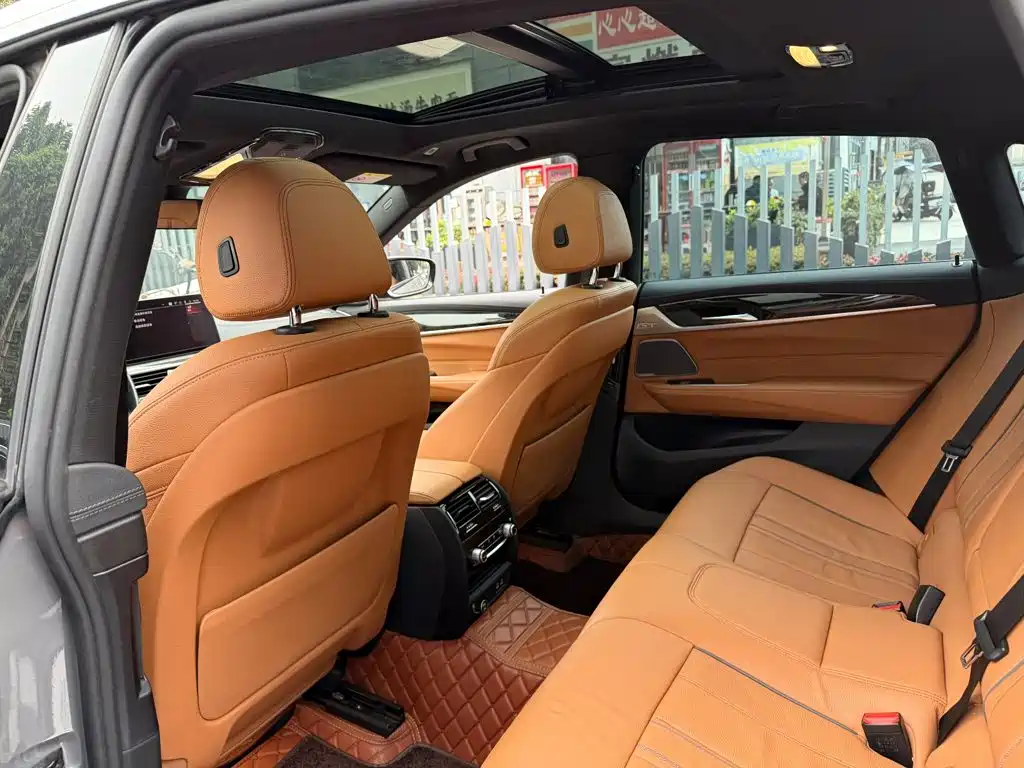 BMW 6 Series GT — миниатюра 11