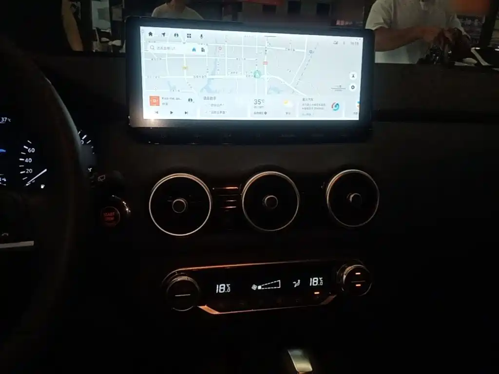 Nissan Qashqai — миниатюра 10