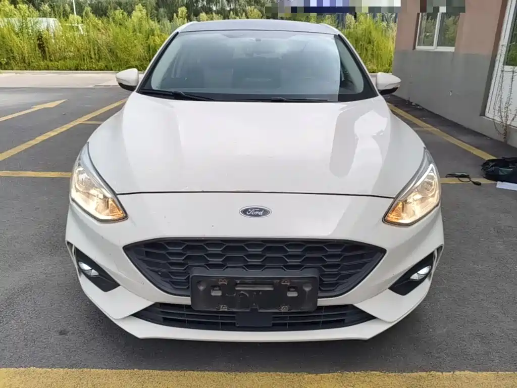 Ford Focus — миниатюра 3
