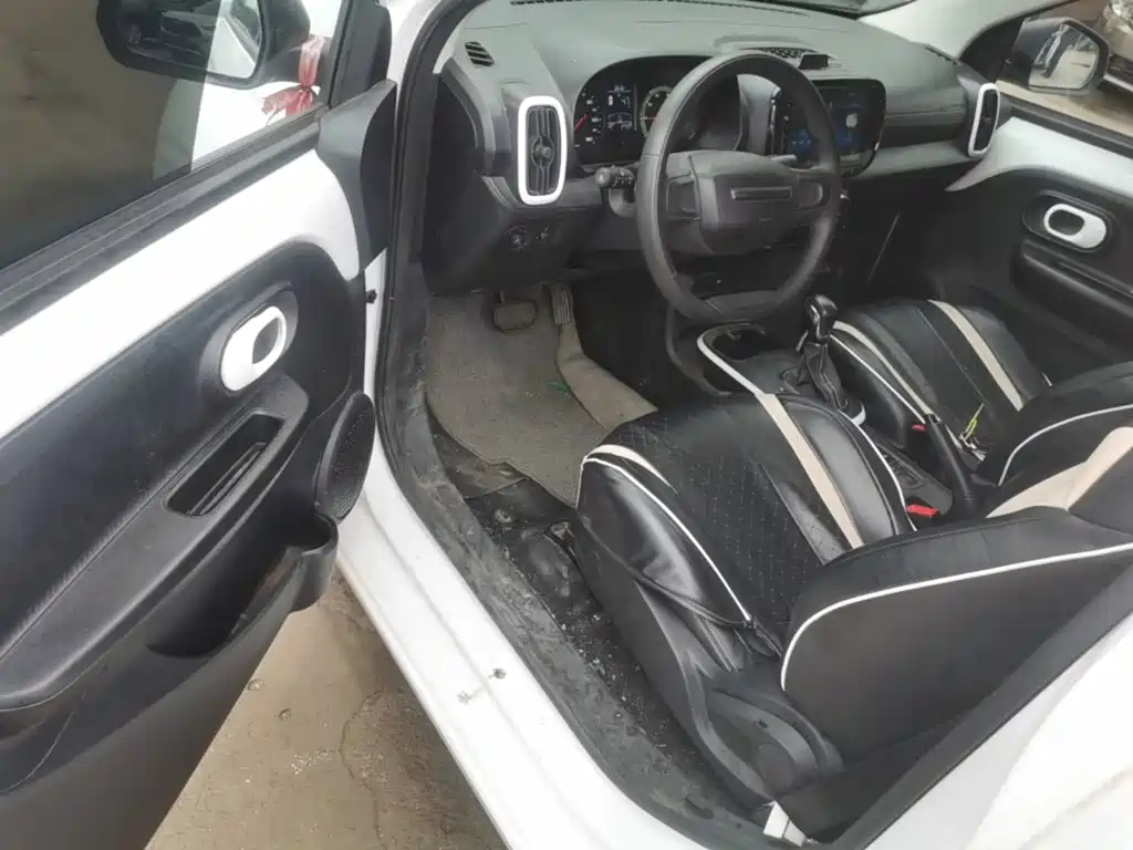 Roewe Clever — миниатюра 16