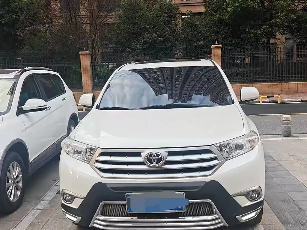 Toyota Highlander — миниатюра 2