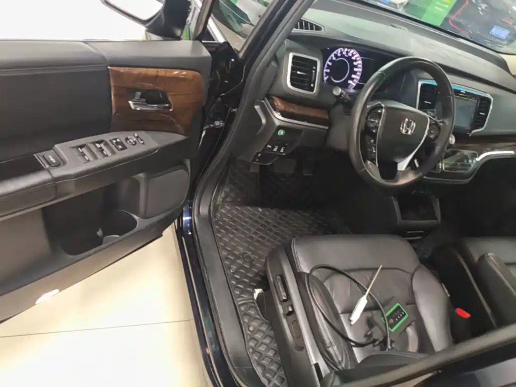 Honda Odyssey — миниатюра 16
