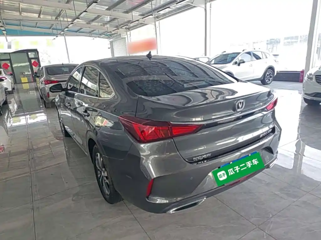 Changan Eado — миниатюра 5