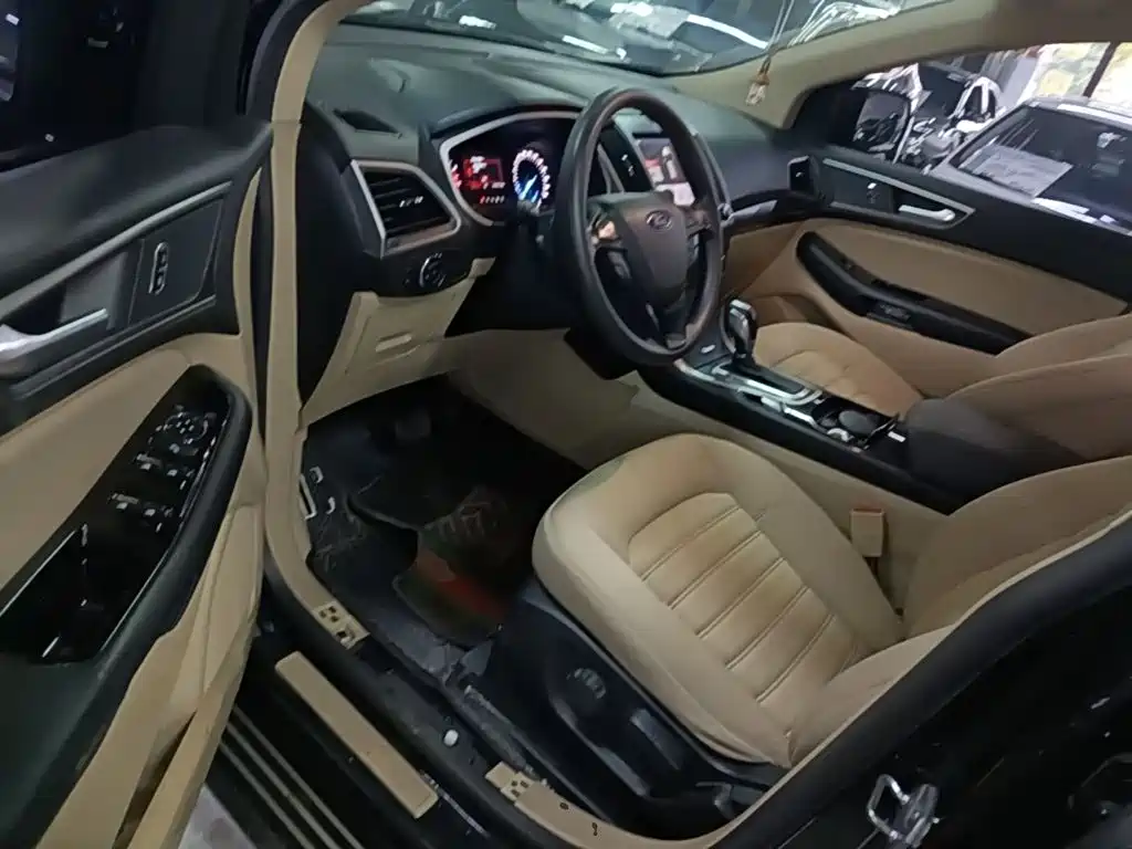 Ford Edge — миниатюра 16