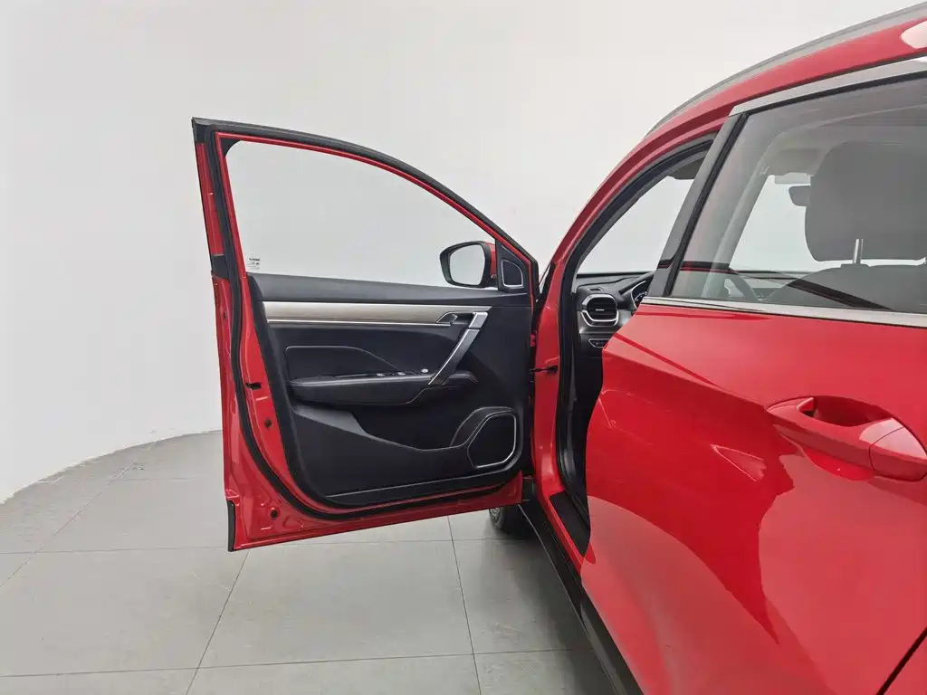 Geely Binyue — миниатюра 8