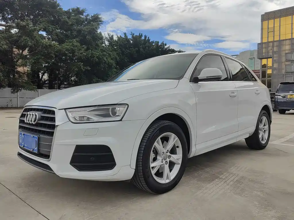 2017 Audi Q3 - zdjęcie 1 z 18