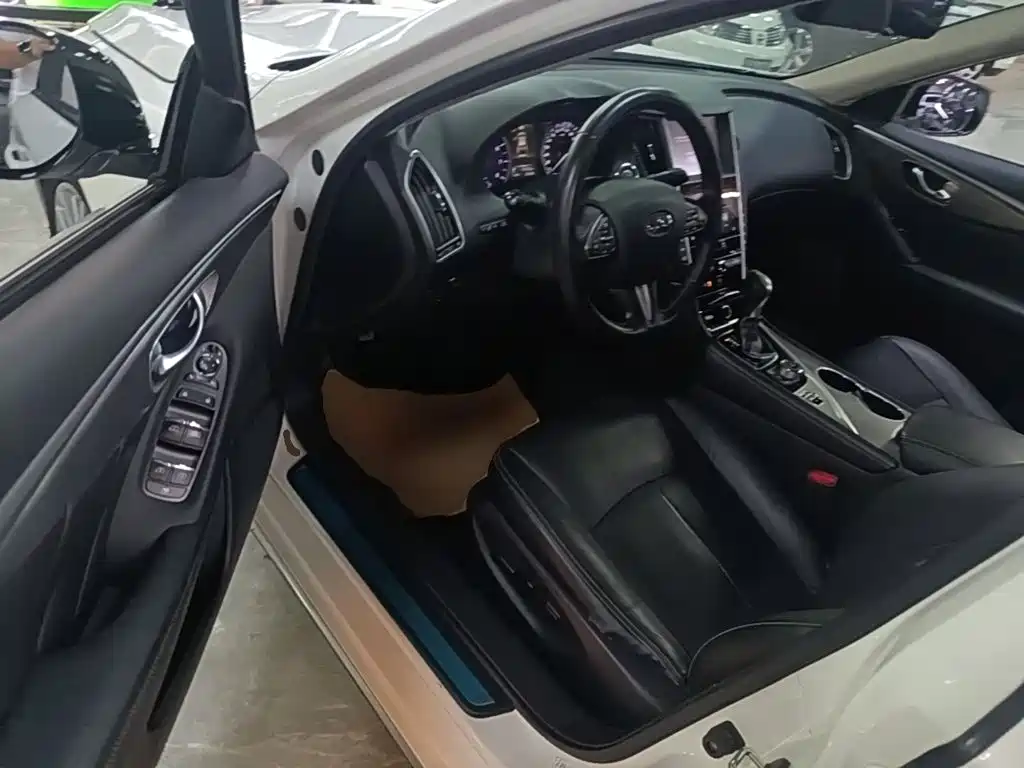 Infiniti Q50L — миниатюра 16