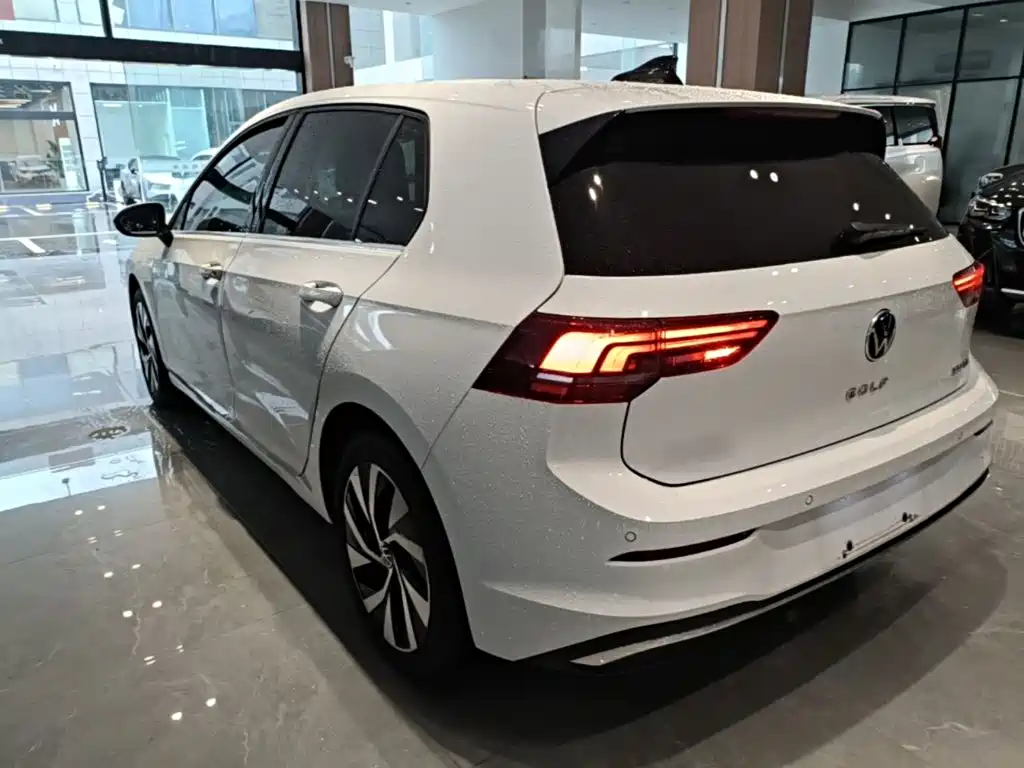 Volkswagen Golf — миниатюра 5