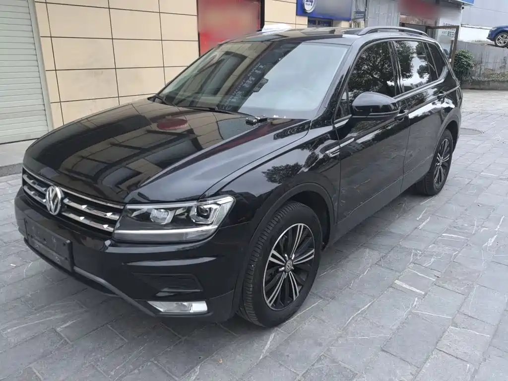 Volkswagen Tiguan L — миниатюра 3