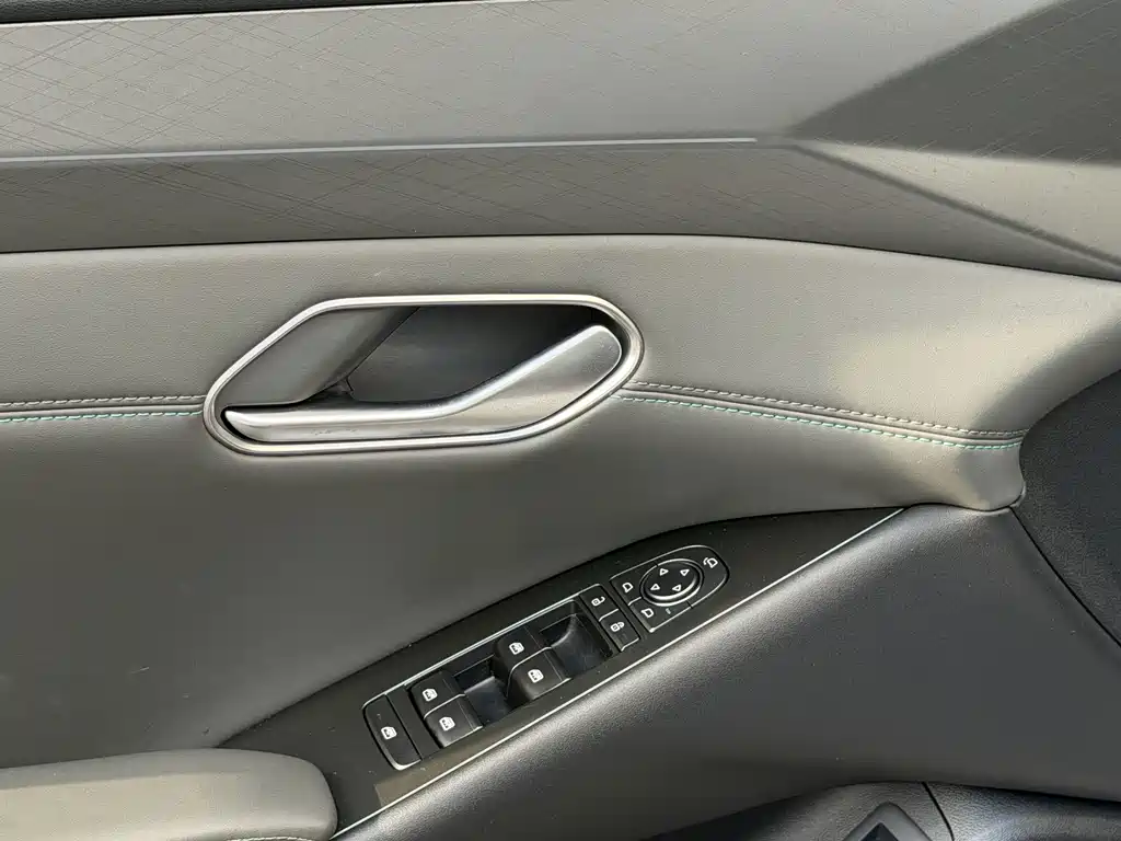BYD Qin L — миниатюра 6